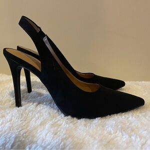 Chic Black Slingback Heels